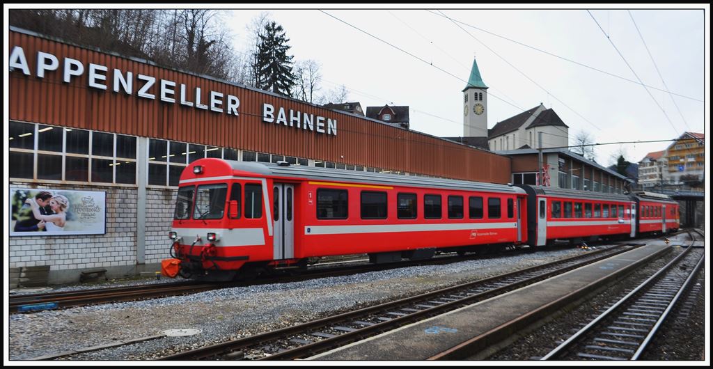 S23 133 verlässt den Depotstandort Herisau Richtung Appenzell. (16.01.204)