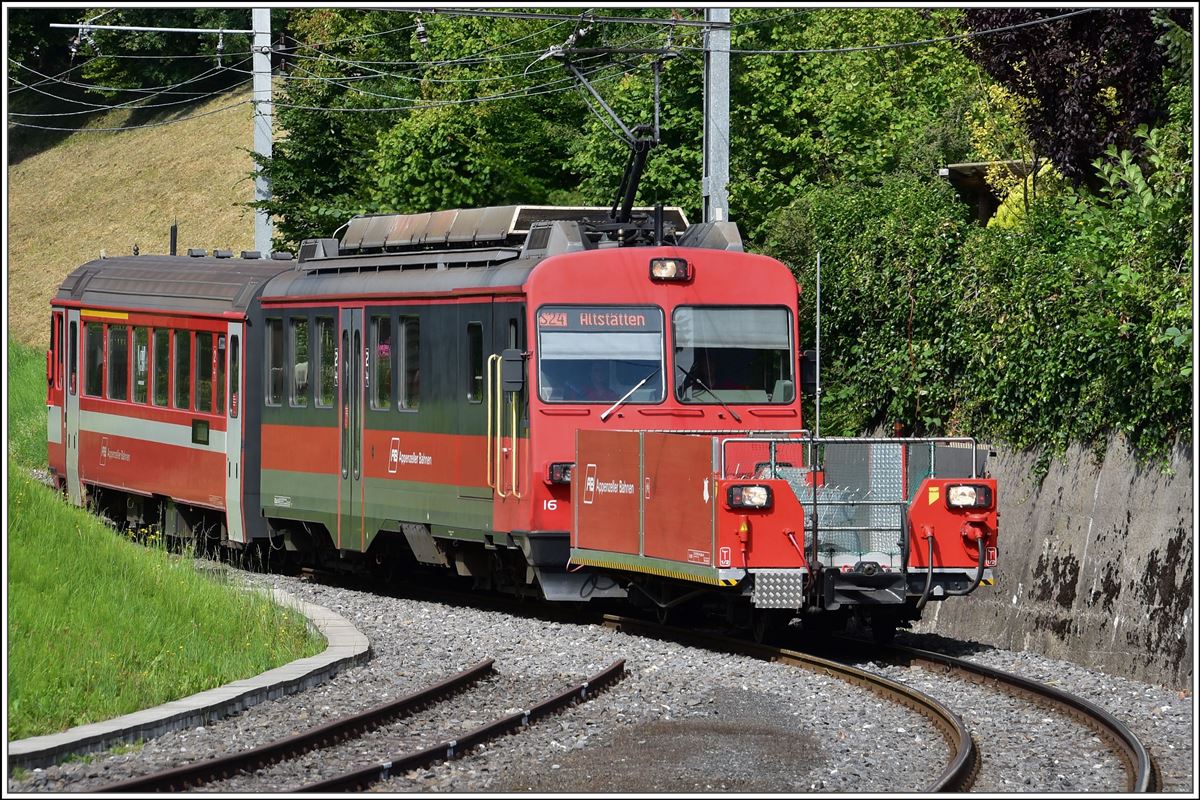 S24 Altstätten Stadt - Gais BDeh 4/4 16 mit Steuerwagen 116 und Fahrradwagen in Altstätten Stadt. (26.06.2018)