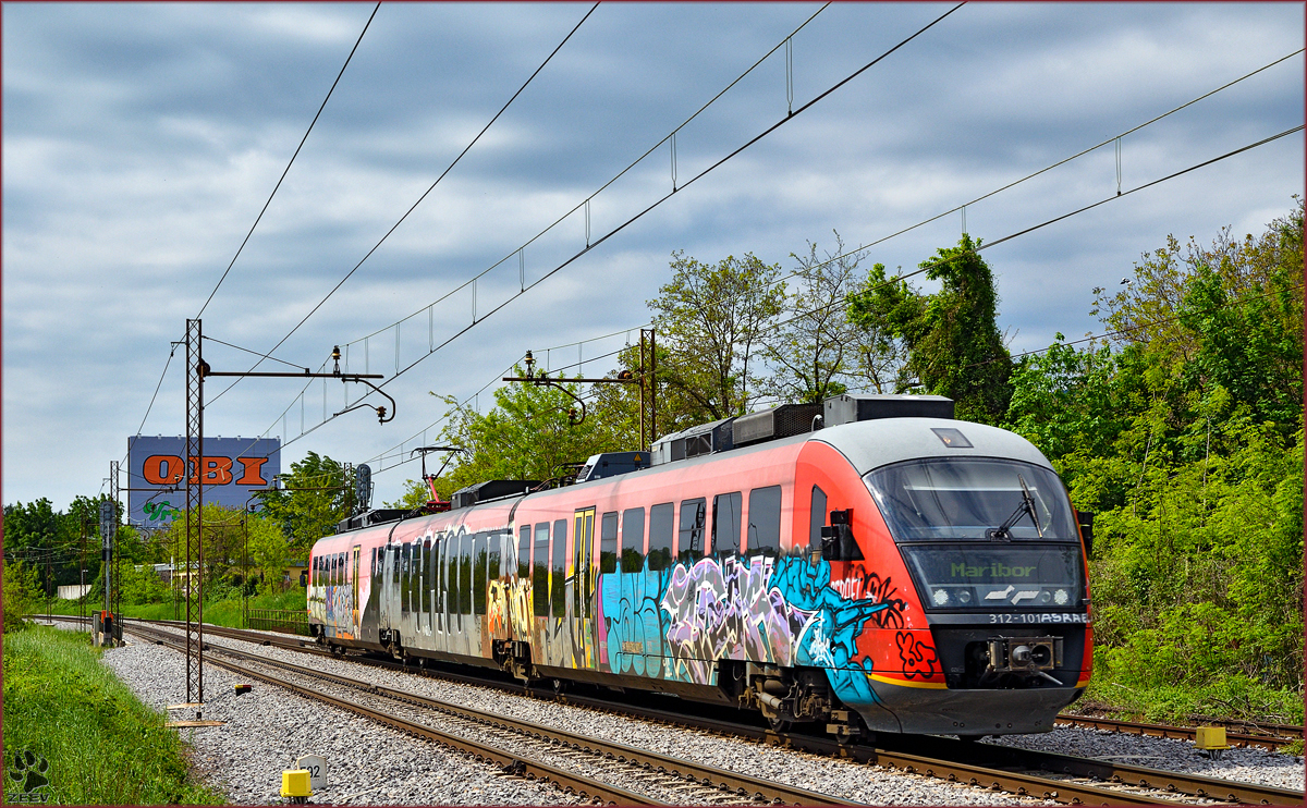 SŽ 312-101 fährt durch Maribor-Tabor Richtung Maribor HBF. /5.5.2016