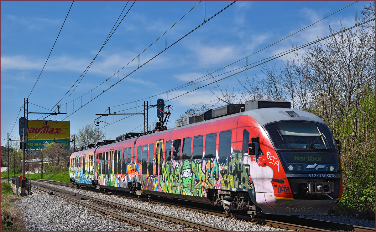 SŽ 312-130 fährt durch Maribor-Tabor Richtung Maribor HBF. /16.4.2015
