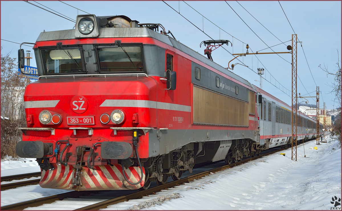 SŽ 363-001 zieht EC151 'Emona' durch Maribor-Tabor Richtung Ljubljana. /7.2.2014