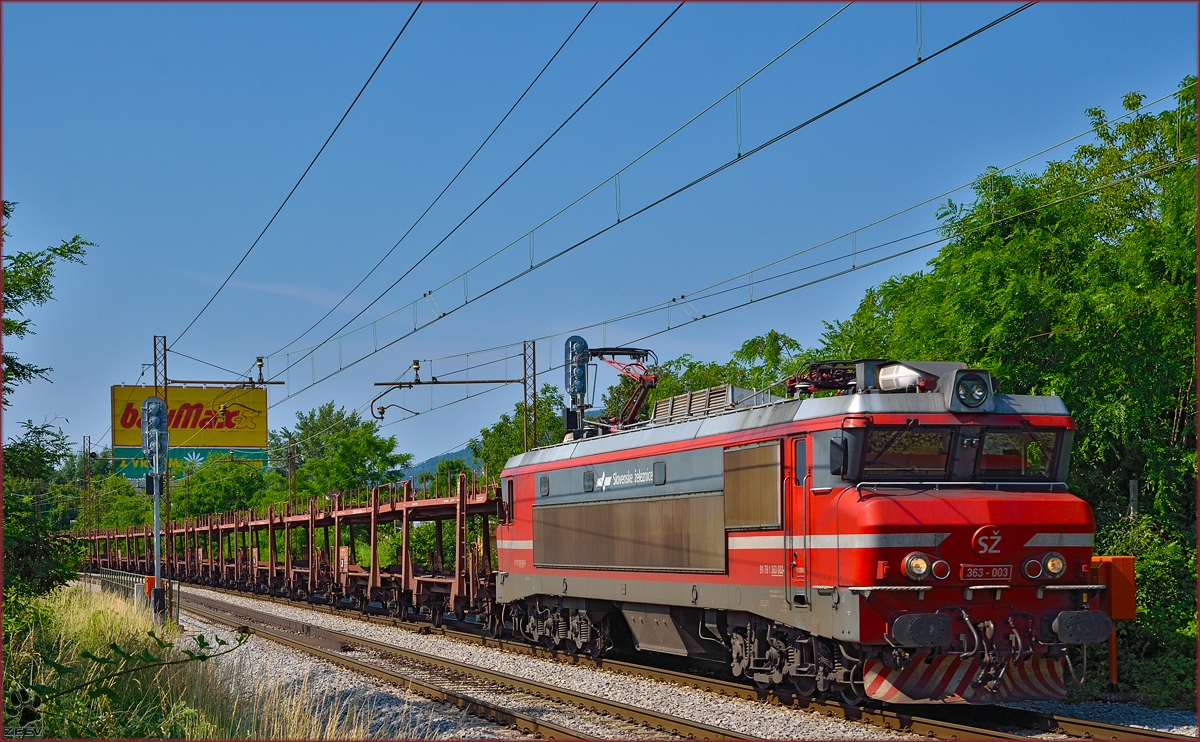 SŽ 363-003 zieht Güterzug durch Maribor-Tabor Richtung Norden. /13.6.2014