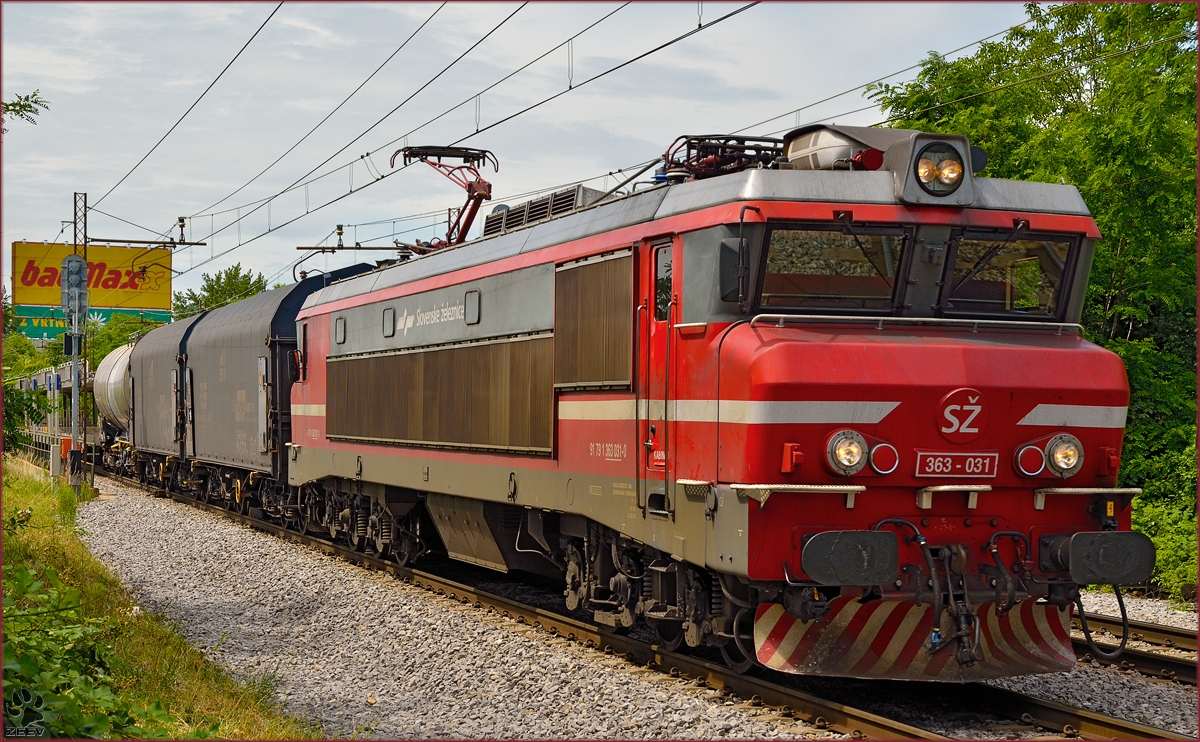 SŽ 363-031 zieht Güterzug durch Maribor-Tabor Richtung Norden. /16.6.2014