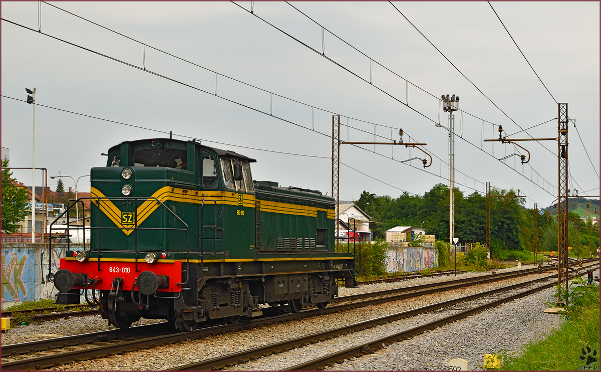 SŽ 643-010 fährt als Lokzug durch Maribor-Tabor Richtung Maribor HBF. /3.9.2014
