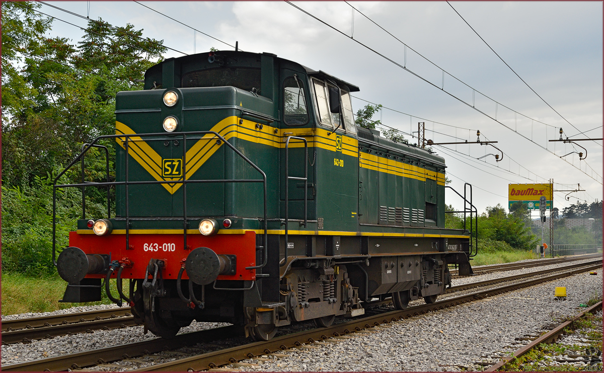 SŽ 643-010 fährt als Lokzug durch Maribor-Tabor Richtung Maribor HBF. /16.9.2014