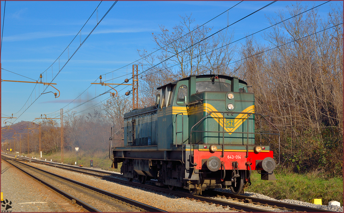 SŽ 643-014 fährt als Lokzug durch Maribor-Tabor Richtung Tezno Verschiebebahnhof. /10.12.2013