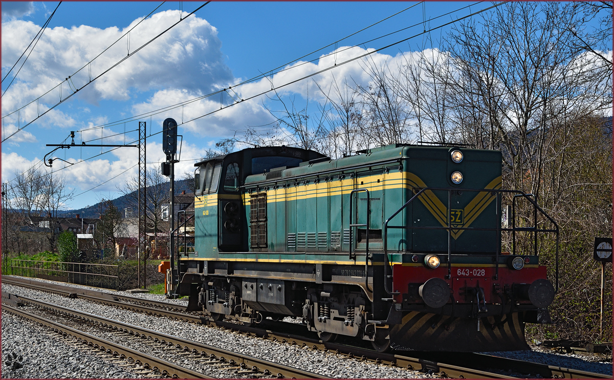 SŽ 643-028 fährt als Lokzug durch Maribor-Tabor Richtung Maribor HBF. /3.4.2015