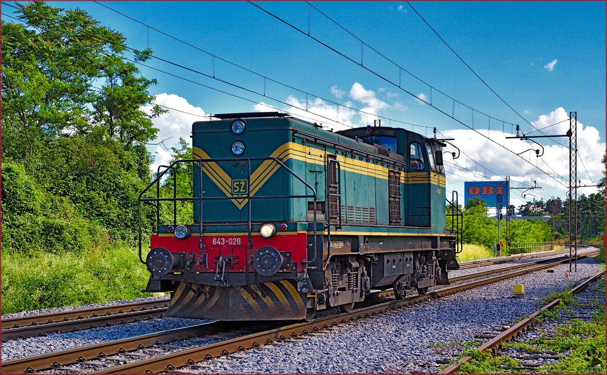 SŽ 643-028 fährt als Lokzug durch Maribor-Tabor Richtung Maribor HBF. /15.6.2016