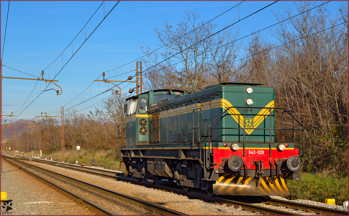 SŽ 643-028 fährt durch Maribor-Tabor Richtung Tezno Verschiebebahnhof. /10.12.2013