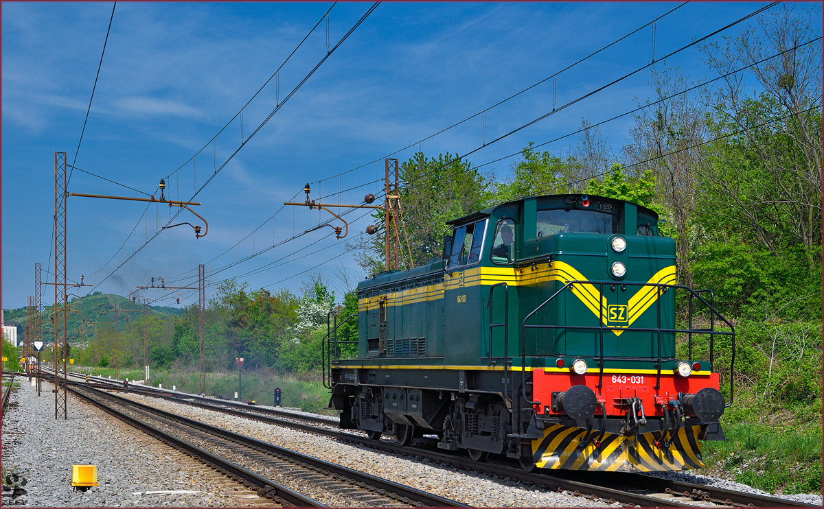SŽ 643-031 fährt als Lokzug durch Maribor-Tabor Richtung Tezno VBF. /22.4.2016