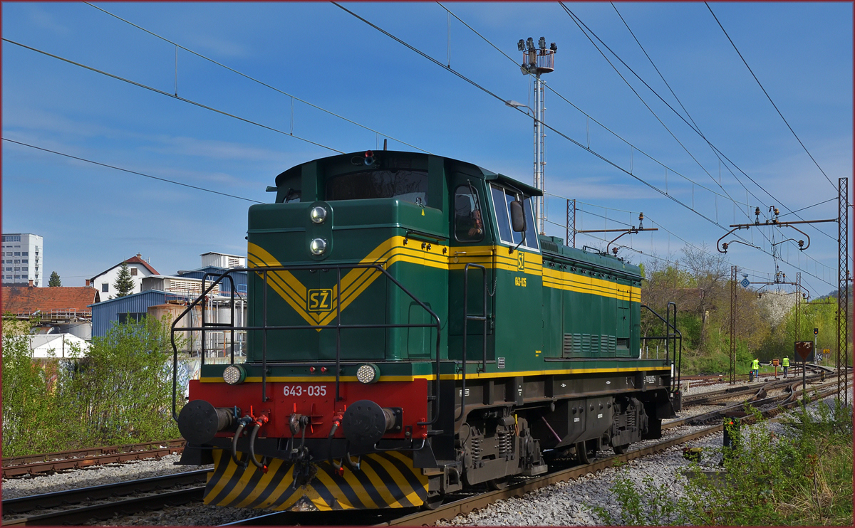 SŽ 643-035 fährt als Lokzug durch Maribor-Tabor Richtung Tezno VBF. /7.4.2017