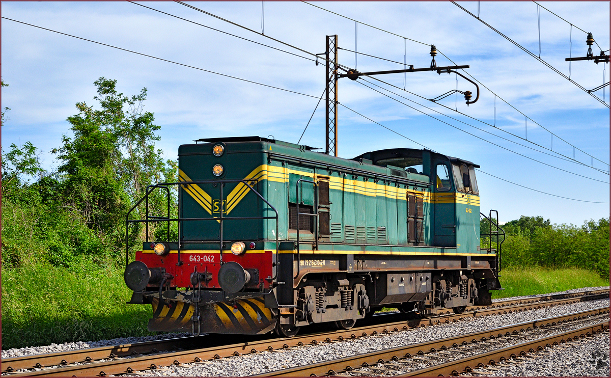 SŽ 643-042 fährt als Lokzug durch Maribor-Tabor Richtung Maribor HBF. /27.5.2016