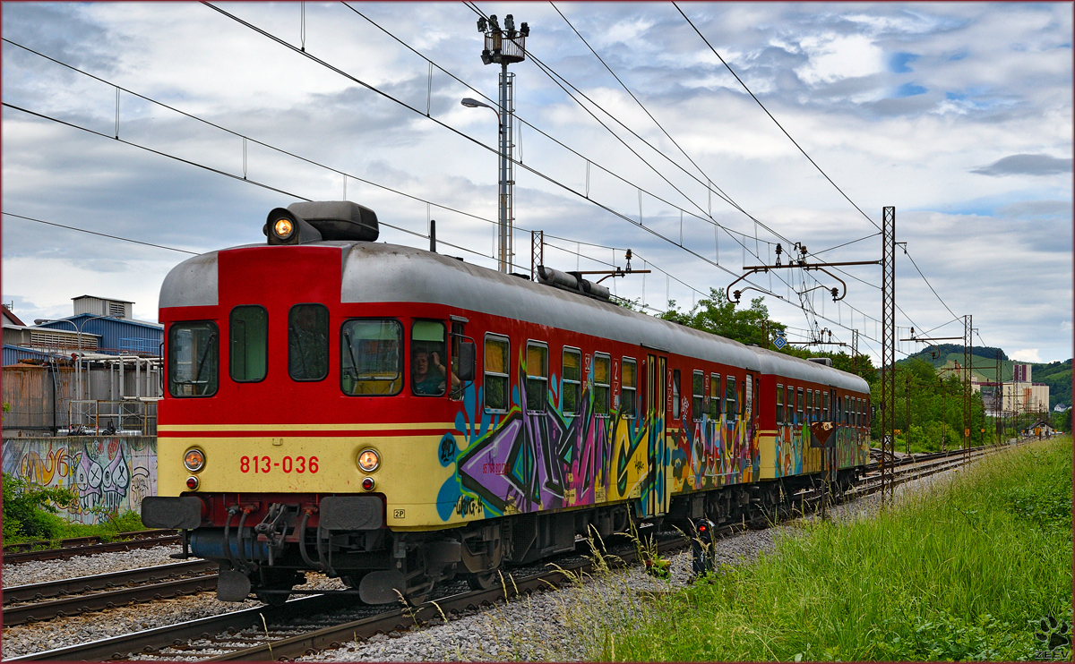 SŽ 813-036 fährt durch Maribor-Tabor Richtung Ormož. /1.6.2016