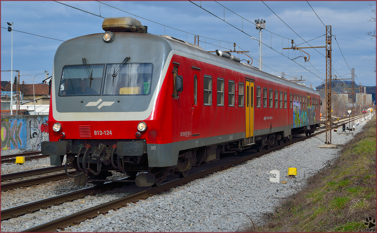 SŽ 813-124 fährt als MV247 'Citadella' Ersatzzug durch Maribor-Tabor Richtung Budapest. /28.2.2014
