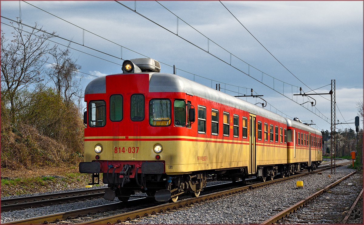SŽ 814-037 fährt durch Maribor-Tabor Richtung Maribor HBF. /31.3.2016