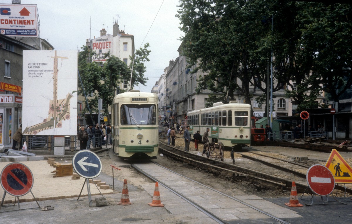 Saint-Étienne STAS SL 4 (PCC-Tw 505 / PCC-GTw 553) Place du Peuple am 20. Juli 1981.
