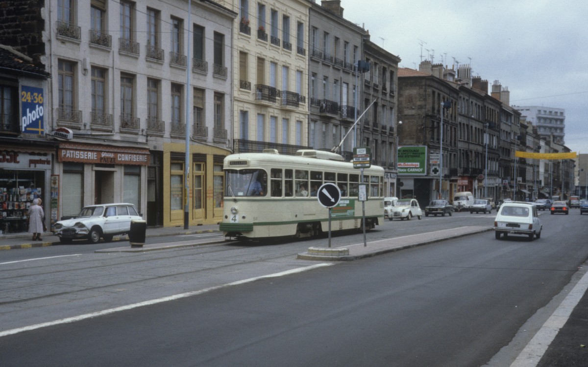 Saint-Étienne STAS SL 4 (PCC-Tw 511) Place Sadi Carnot am 20. Juli 1981.