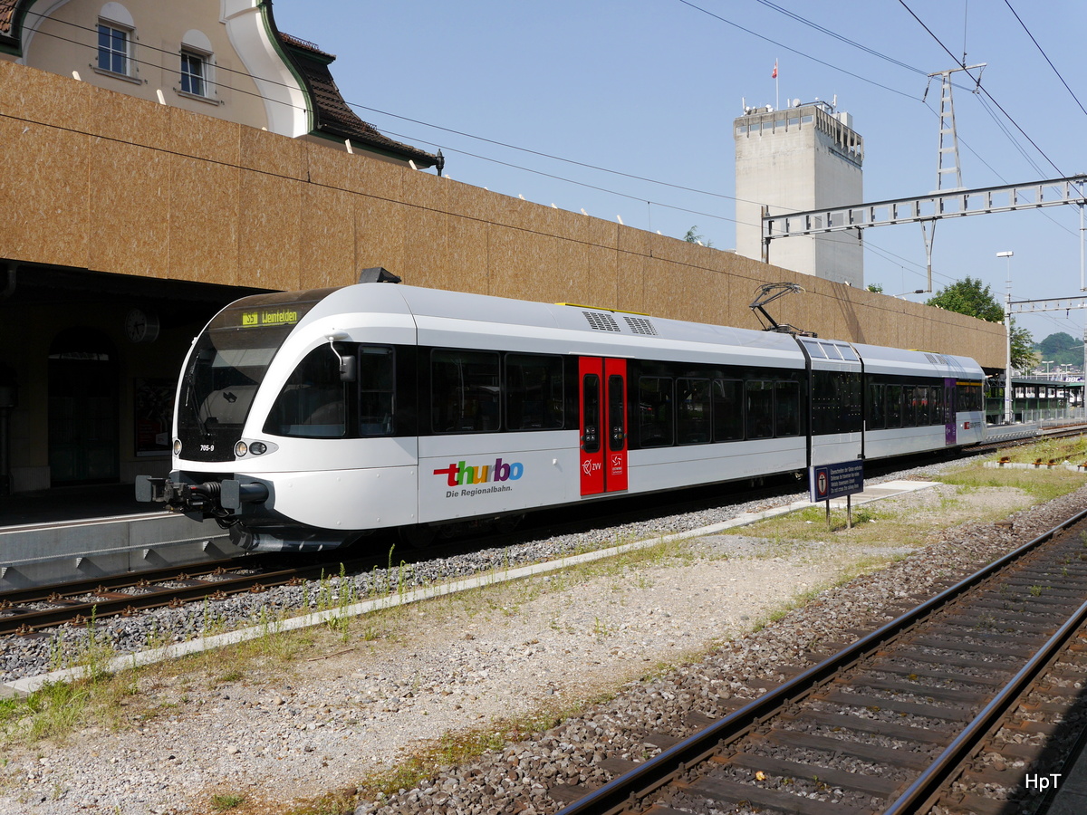 SBB / Thurbo - Triebzug RABe 526 705-9 im Bahnhof Gossau am 05.07.2015