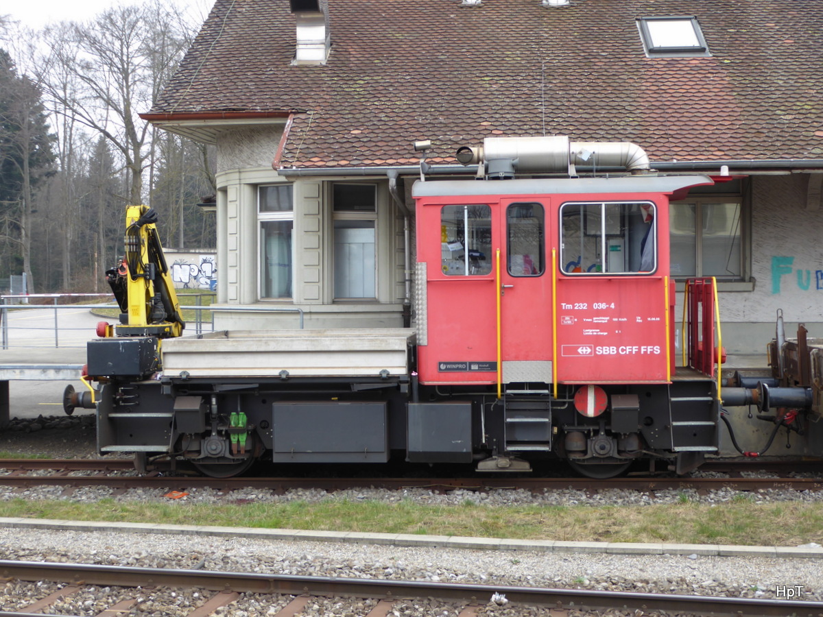 SBB - 232 036-4 im Bahnhofsareal in Zollikofen am 12.03.2016