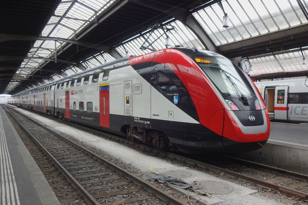 SBB 502 205 steht am 20 September 2021 in Zürich HB.