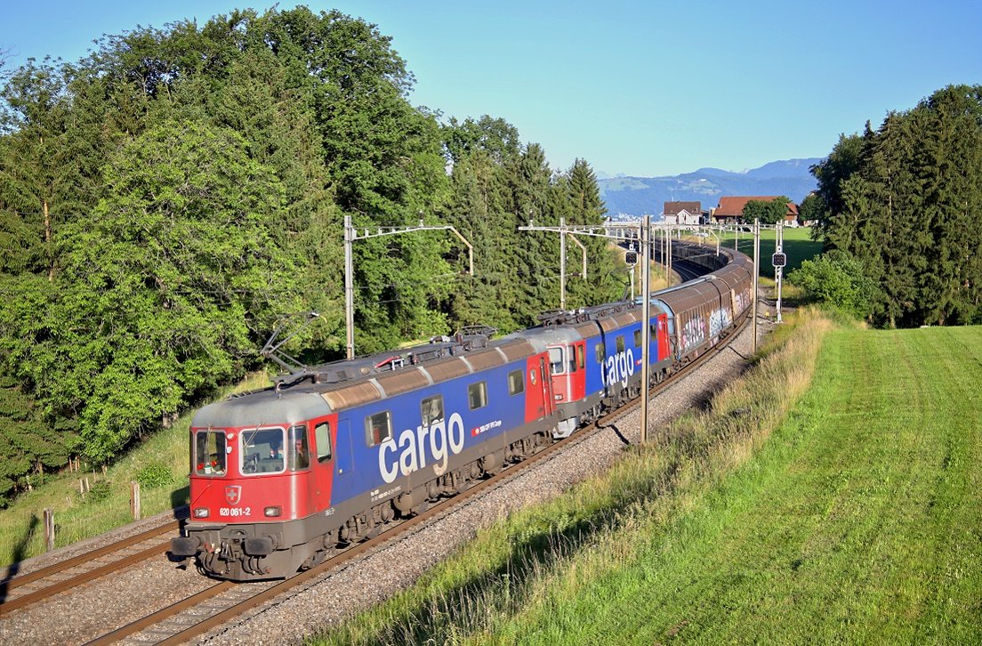 SBB 620 061 + 620 074, Mühlau, 11.06.2022.