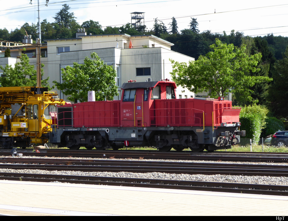 SBB - Am  841 018-5 Abgestellt im Bahnhofsareal von Lyss am 11.07.2020