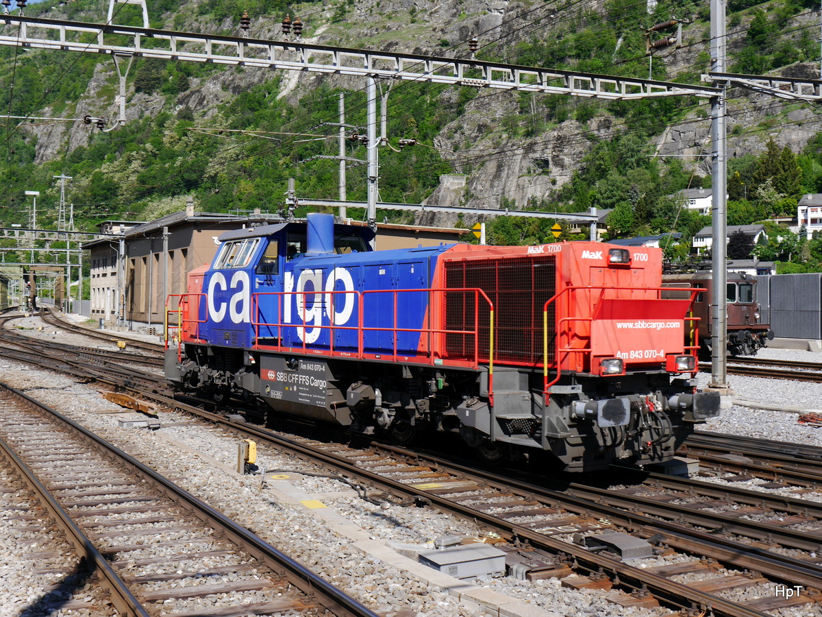 SBB - Am  843 070-0 im Bahnhof Brig als Lokzug am 18.05.2018