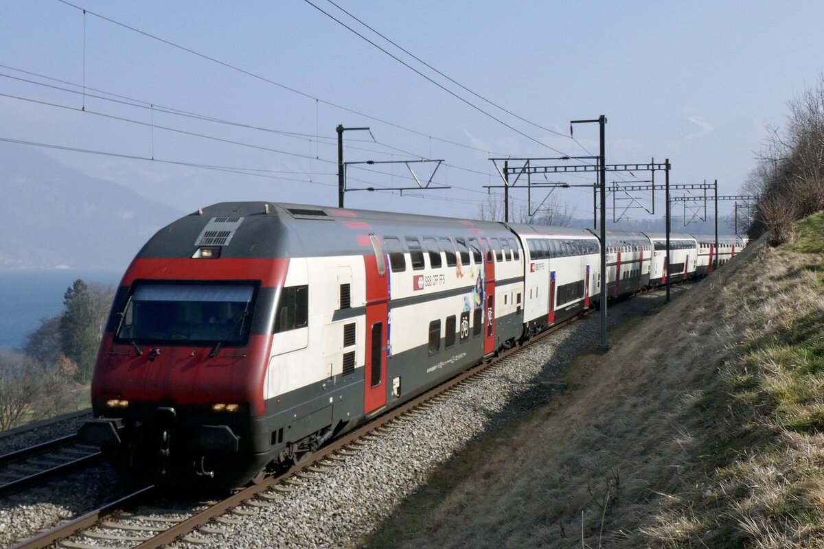 SBB Bt 50 85 26-94 901-3 als IC 81 nach Romanshorn am 5.3.23 bei Einigen.