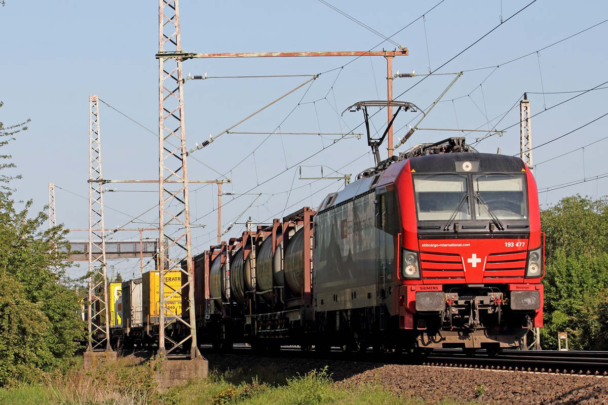 SBB Cargo 193 477 in Dedensen-Gümmer 21.5.2020