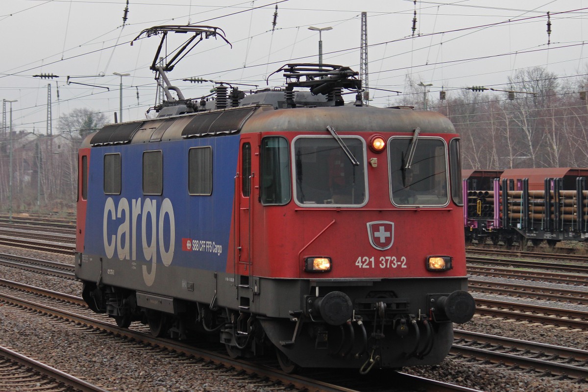 SBB Cargo 421 373 am 23.1.14 als Tfzf in Düsseldorf-Rath.