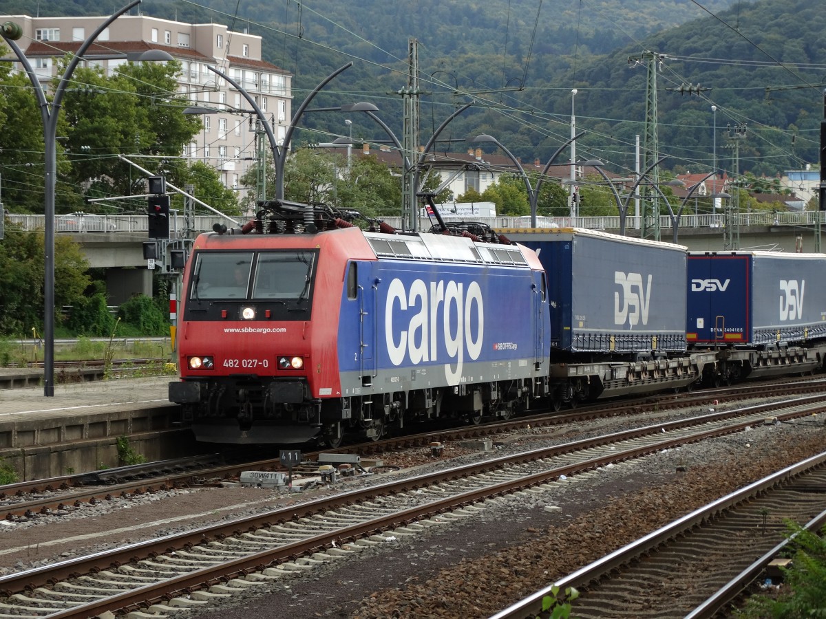SBB Cargo 482 027-0 mit KLV am 30.08.14 in Heidelberg Hbf