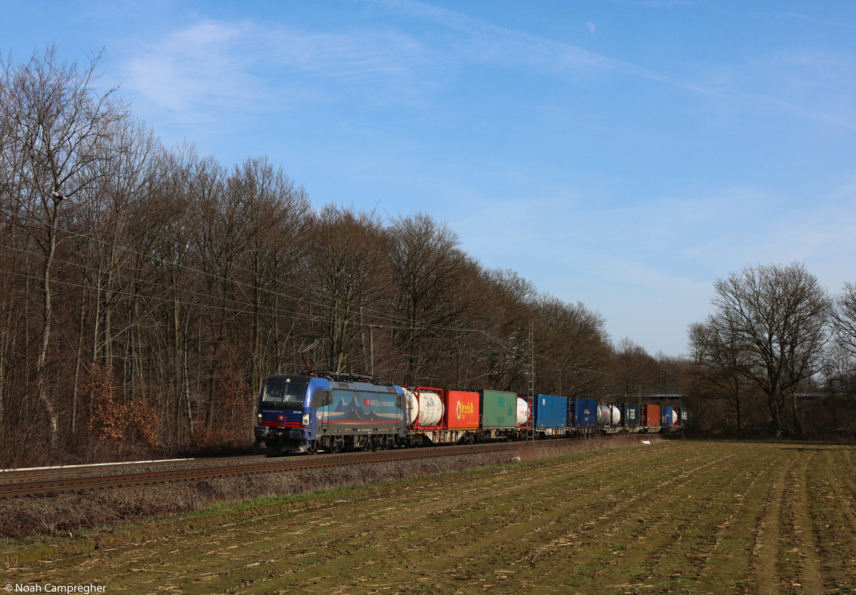 SBB Cargo International 193 526 mit einem KLV in Dülken Richtung Niederlande :D
20. Februar, Dülken