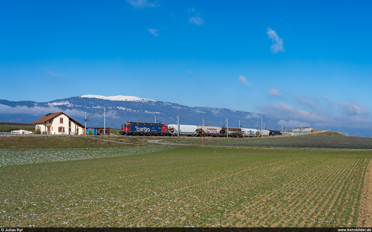 SBB Cargo Re 620 005 / Arnex-sur-Orbe, 20. Januar 2024<br>
Getreidezug 47632 Torino Orbassano - Perrigny