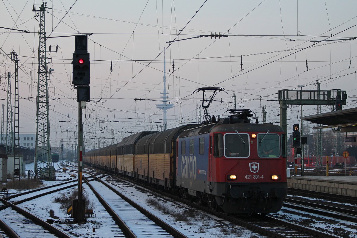 SBB Cargo/TXL 421 391 am 30.1.14 mit einem Autozug in Bremen Hbf.