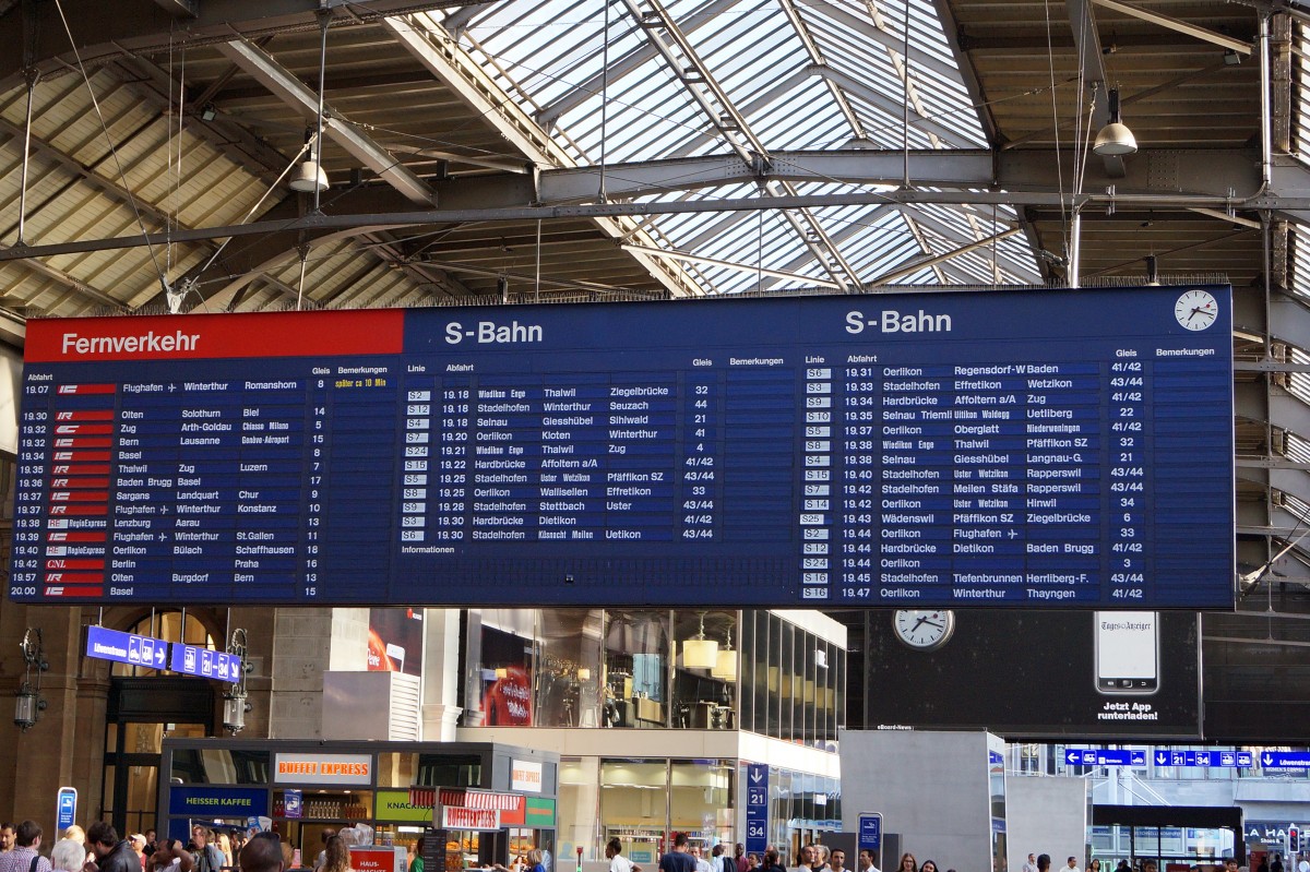 SBB: Der alte Generalanzeiger des Hauptbahnhofs Zürich ist bereits seit einigen Tagen Geschichte. Die Aufnahme stammt vom 27. Juni 2015.
Foto: Walter Ruetsch