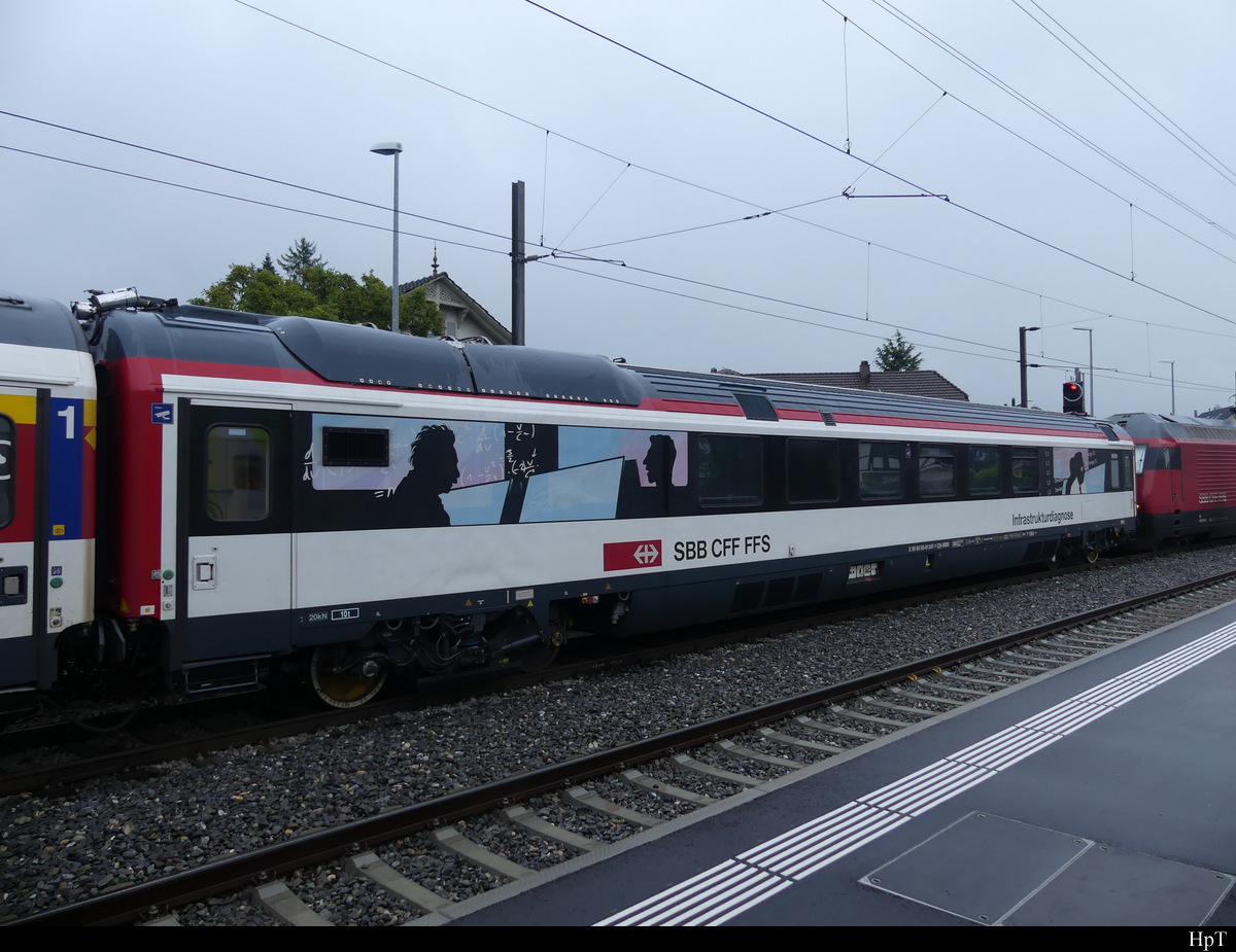 SBB - Dienstwagen  X  99 85 93 61 247-1 in Lyss am 05.10.2021