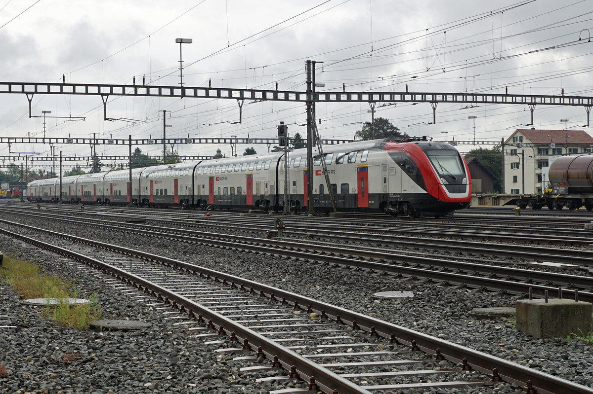 SBB: Ein RABe 502 TWINDEXX wartete am 8. August 2017 in Solothurn-HB auf seinen nächsten Einsatz.
Foto: Walter Ruetsch