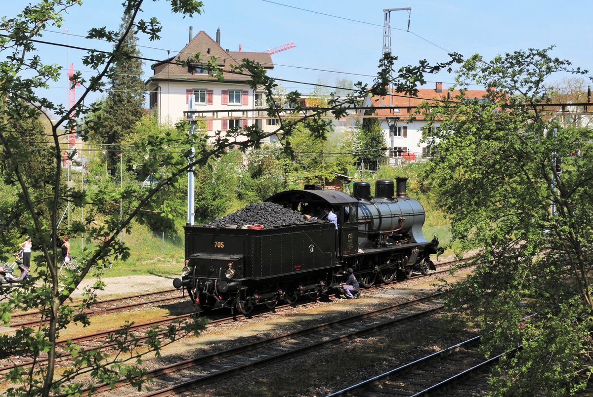 SBB Historic A 3/5 Nr. 705 am 21. April 2018 im Bahnhof Winterthur Töss. 

...