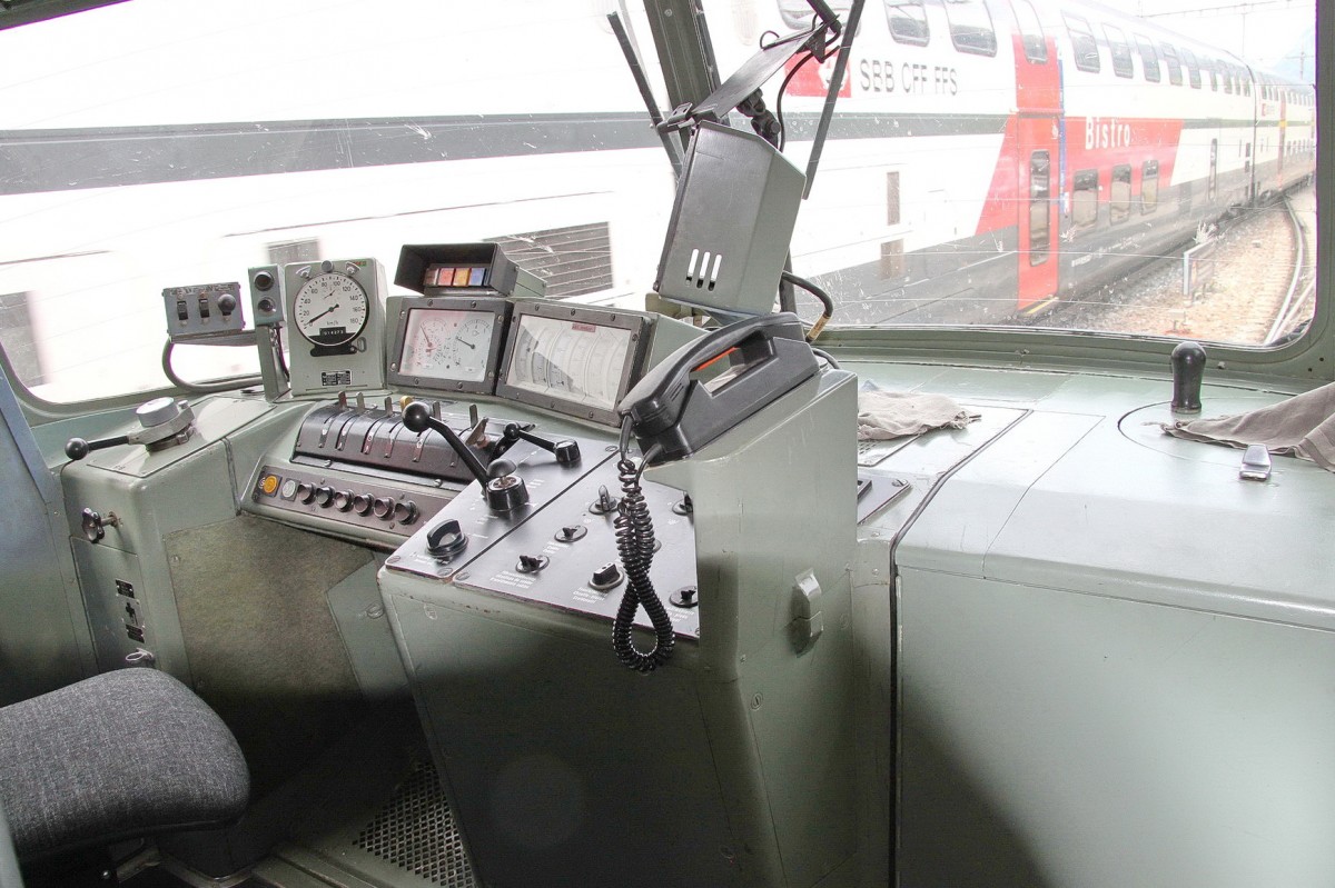 SBB Historic,RAe TEE-II(SIG/MFO 1961)zu Besuch beim 125 jährigen Jubiläumsfest in Landquart.Im Bild der Führerstand.10.05.14