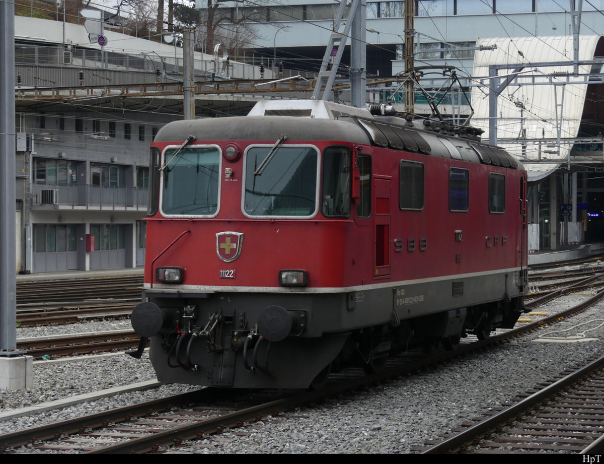 SBB - Lok 420 122-4 abgestellt im Bahnhofsareal in Bern am 28.02.2021