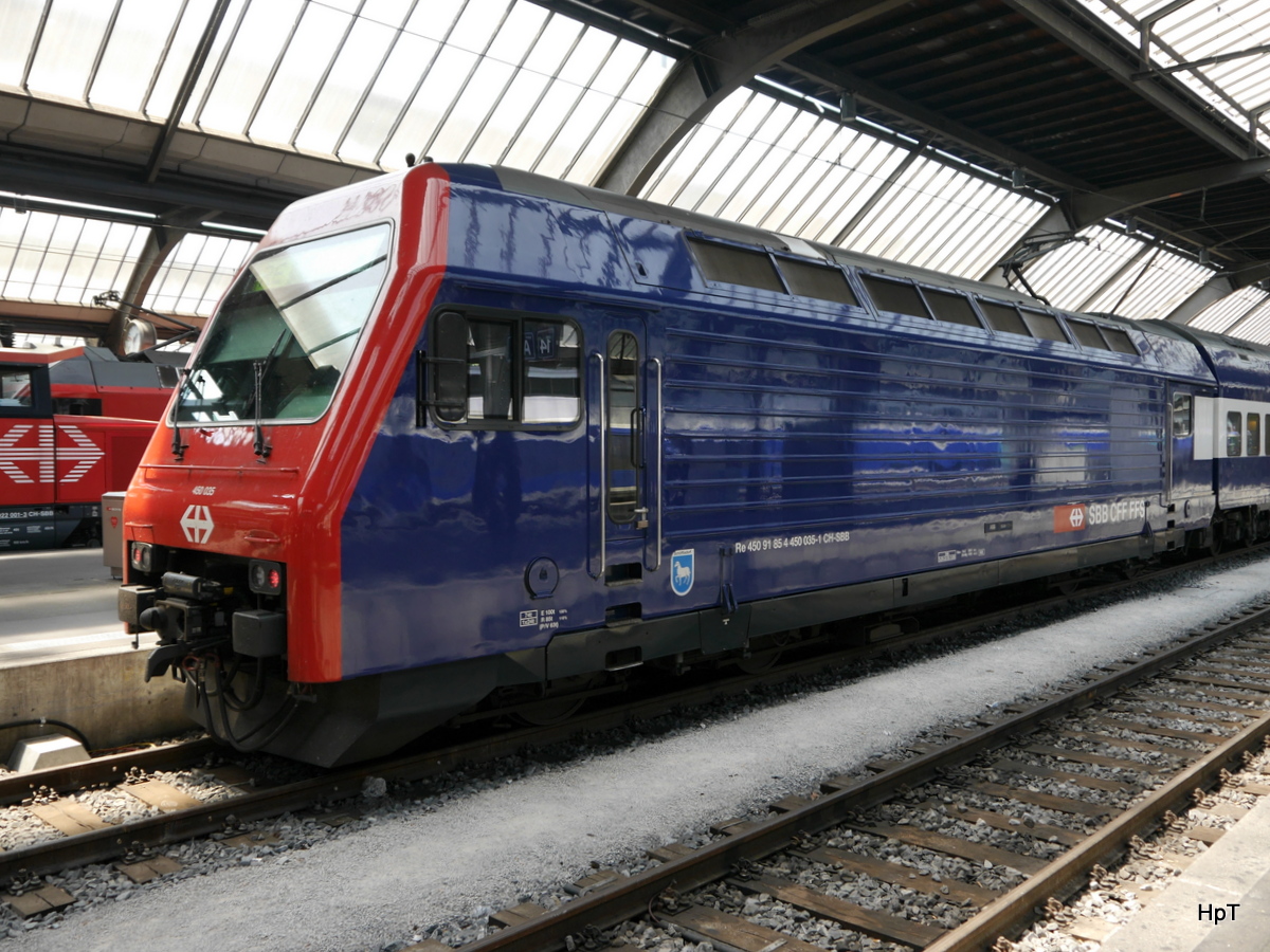 SBB - Lok 450 035-1 im HB Zürich am 04.07.2015