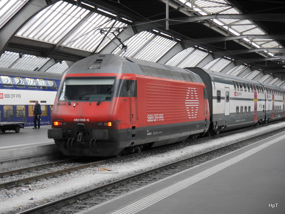 SBB - Lok 460 065-6 im HB Zürich am 30.11.2014