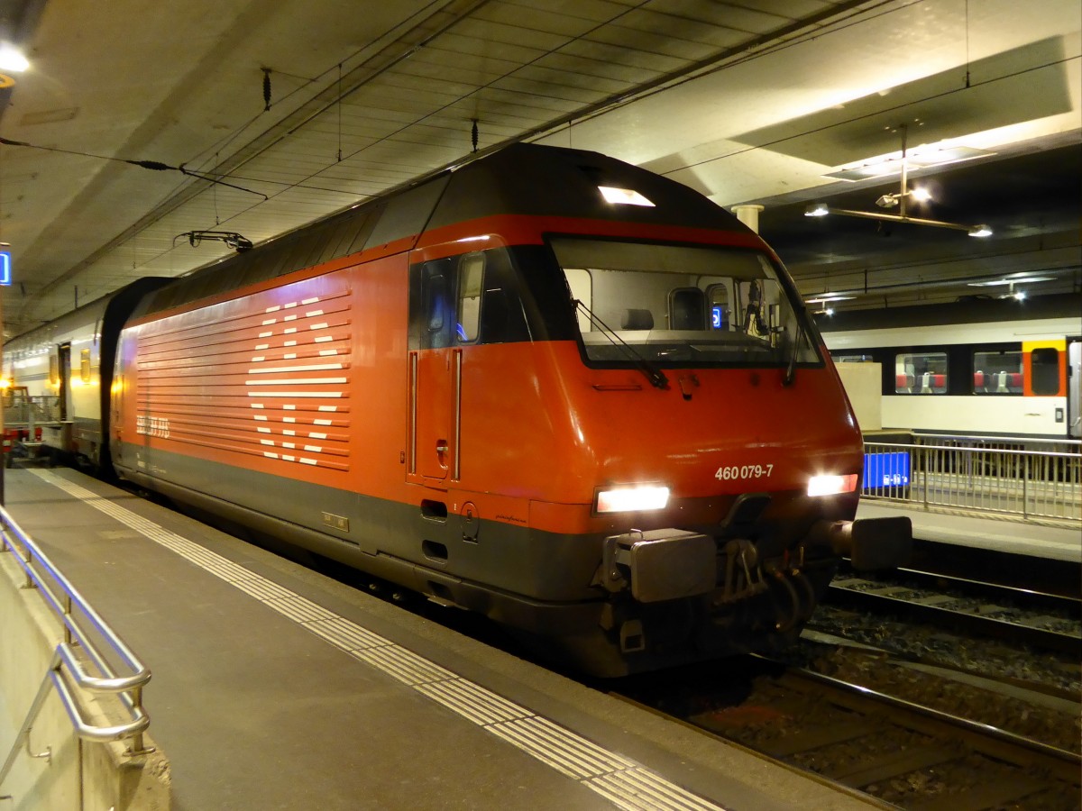 SBB - Lok 460 079-7 im Bahnhof Bern am 05.09.2015