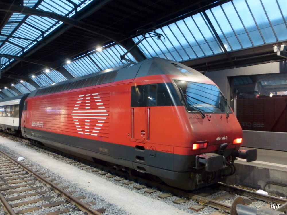 SBB - Lok 460 109-2 im HB Zürich am 30.11.2014