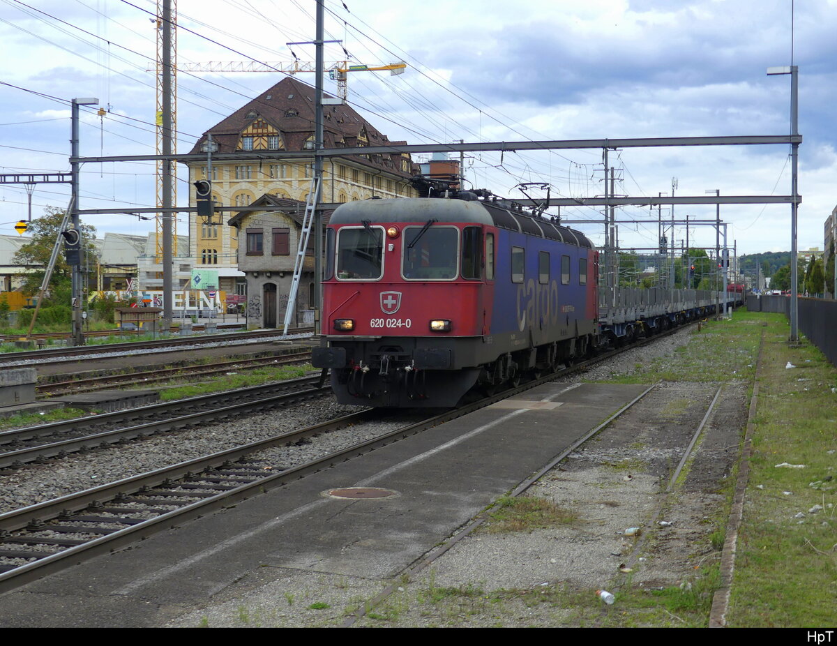 SBB - Lok 620 024-0 mit Güterzug unterwegs in Pratteln am 2024.09.30