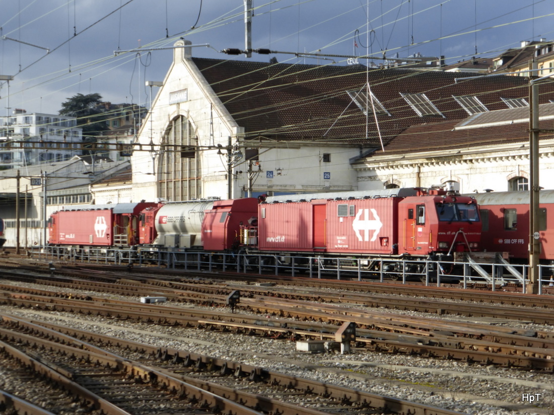 SBB - LRZ abgestellt in Lausanne am 14.02.2015