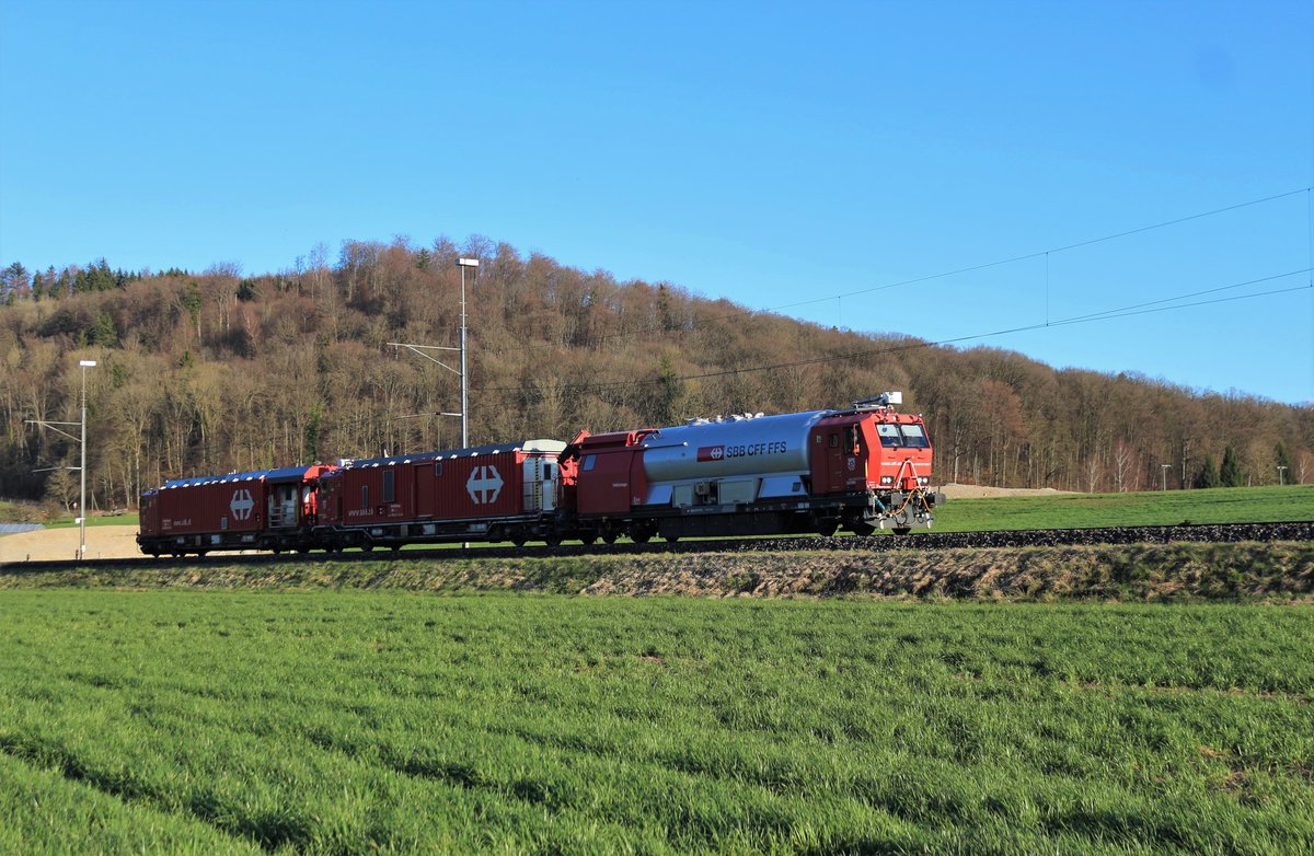 SBB LRZ XTmas 99 85 9177 005-7  Winterthur  unterwegs nach Schaffhausen zwischen Embrach-Rorbas und Pfungen. 

Mittwoch, 5. April 2018
