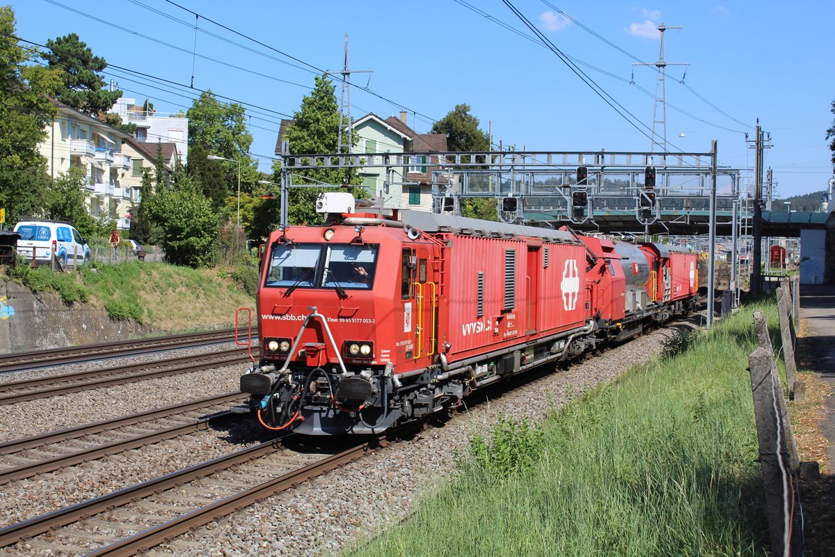 SBB LRZ XTmas 99 85 9177 005-7  Winterthur  unterwegs zwischen Winterthur Grüze und Winterthur HB. 

Freitag, 27. Juli 2018