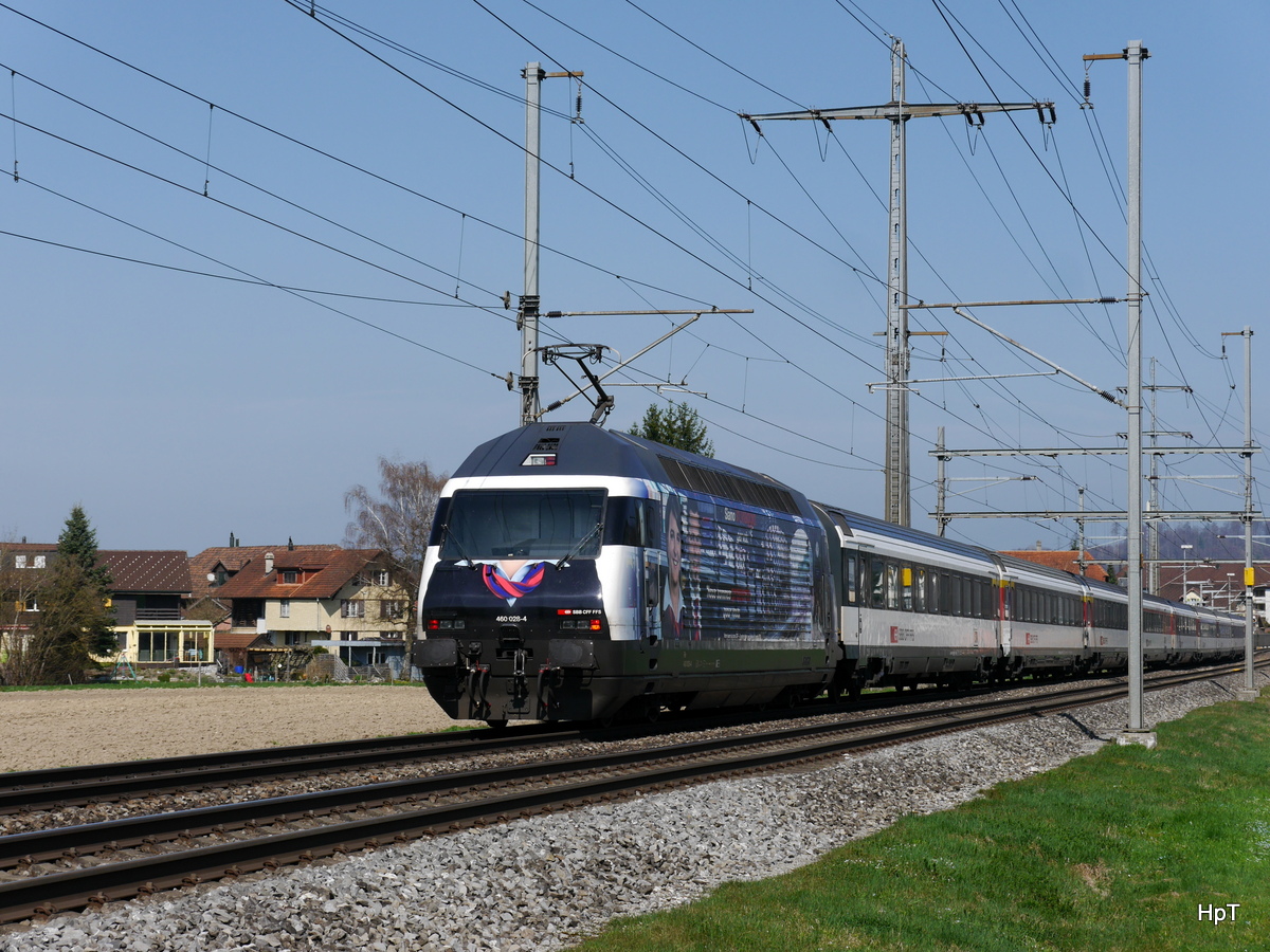 SBB - Nachschuss der SBB Werbelok 460 028-4 bei Lyssach am 25.03.2017