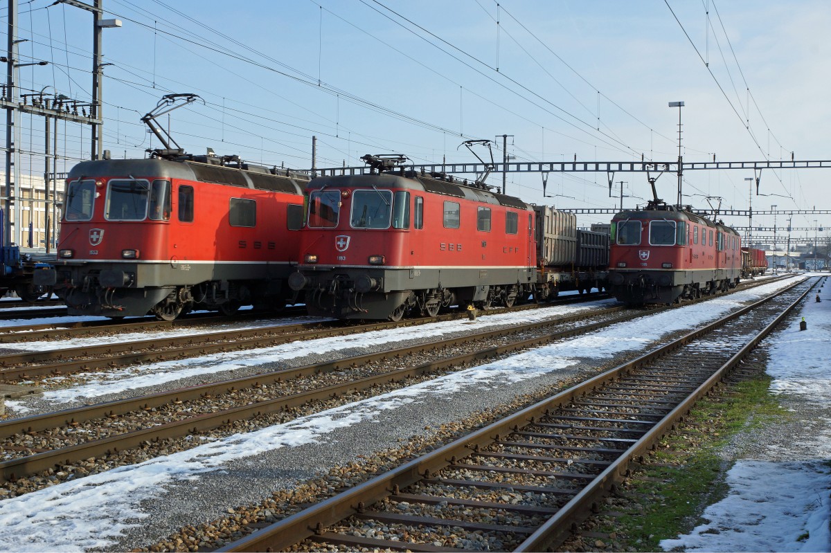 SBB: Nicht gestellte rote SBB CARGO-Lokparade in Solothurn am 22. Januar 2016.
Foto: Walter Ruetsch